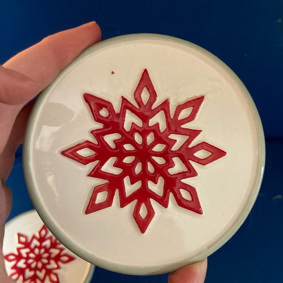 Set of 4 Snowflake Coasters - Red and Blue Accents - Picture 9 of 15